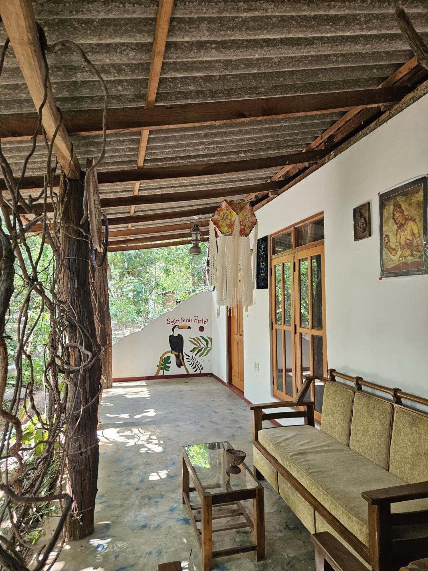 Sigiri Birds Hostel 시기리야 외부 사진